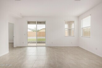 3048 E Riding Boot Wy in San Tan Valley, AZ - Building Photo - Building Photo