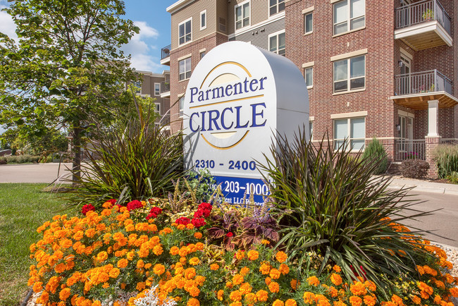 Parmenter Circle I photo'