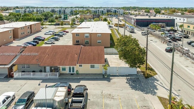 property at 330 W 74th Pl