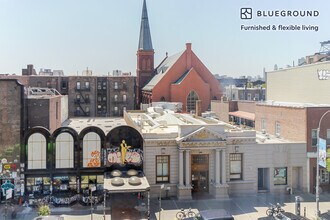 131 Greenpoint Ave in Brooklyn, NY - Building Photo - Building Photo