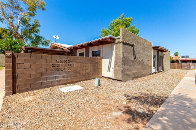 property at 601 N May