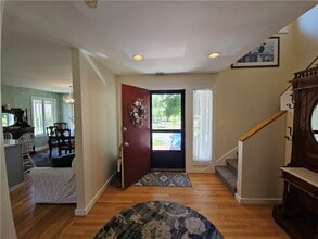 15 Hammersmith Rd in Newport, RI - Building Photo - Building Photo