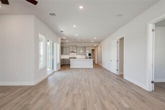 8812 Bestride Bend in Austin, TX - Building Photo - Building Photo