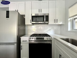 982 Grant Terrace SE in Atlanta, GA - Building Photo - Building Photo