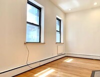 249 E 53rd St in New York, NY - Building Photo - Building Photo