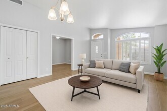 1327 W Maria Ln in Tempe, AZ - Building Photo - Building Photo