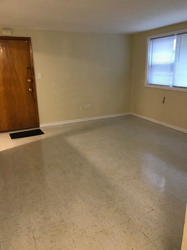 1971 N 19th Ave, Unit 2 in Melrose Park, IL - Building Photo - Building Photo