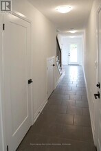 40 Wind Tree Wy in Halton Hills, ON - Building Photo - Building Photo