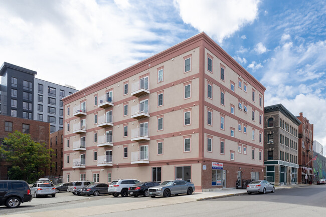 Andrew Street Apartments in Lynn, MA - Building Photo - Primary Photo