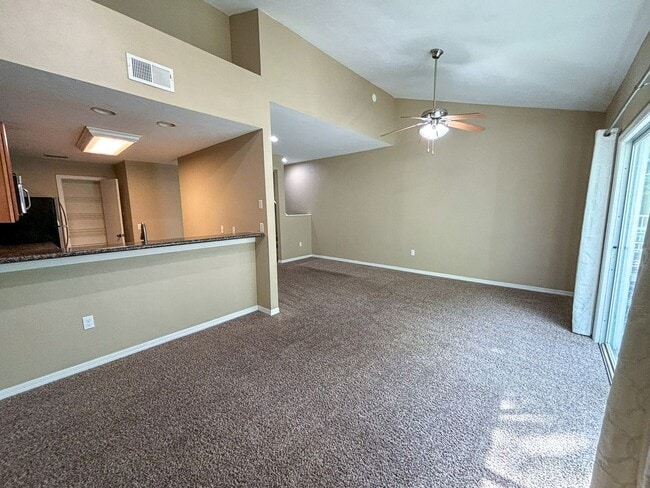 4700 SW Archer Rd in Gainesville, FL - Building Photo - Building Photo