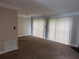 908 Vintage Pointe Dr in Lawrenceville, GA - Building Photo