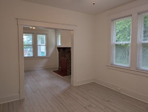 2112 W Broadway in Hopewell, VA - Building Photo - Building Photo