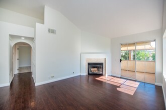 26572 Las Palmas in Laguna Hills, CA - Building Photo - Building Photo