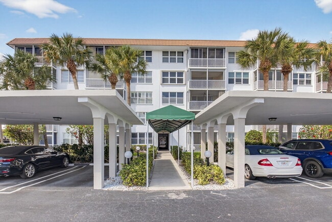 property at 931 Gardenia Dr