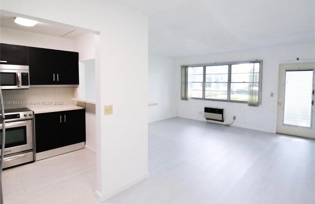 property at 319 Newport V