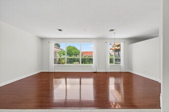 9308 Lake Serena Dr in Boca Raton, FL - Building Photo - Building Photo