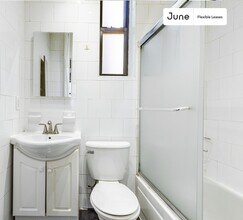 885 9th Ave in New York, NY - Building Photo - Building Photo
