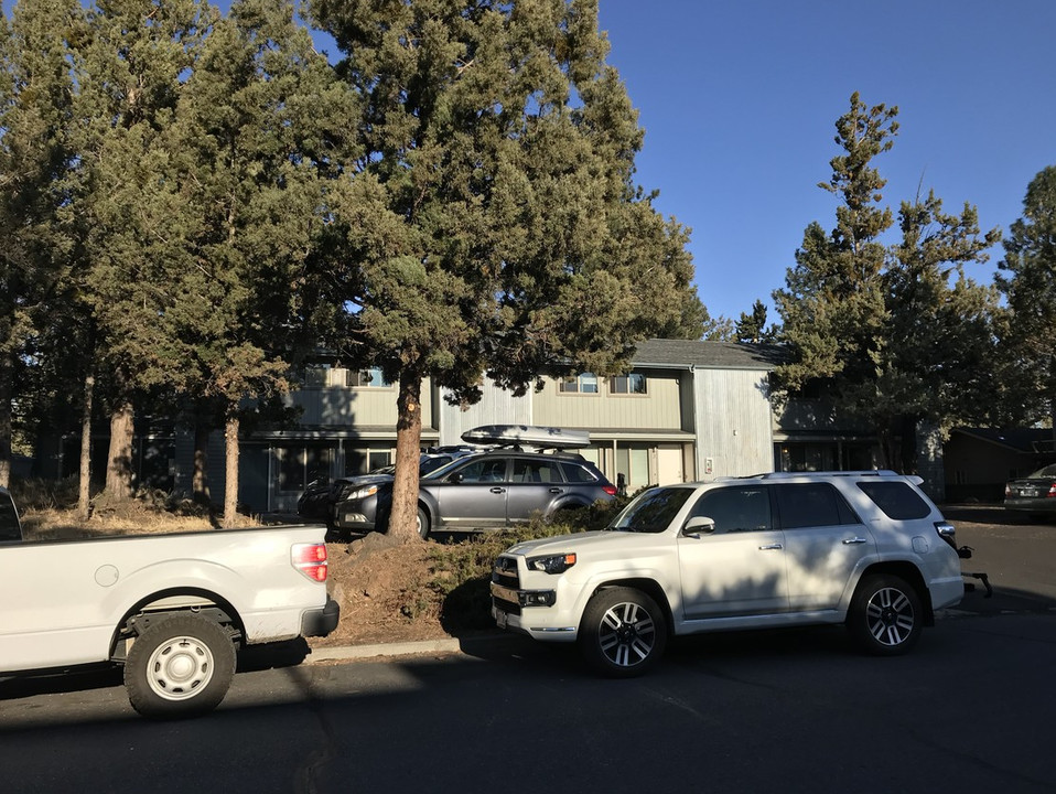 2150 NW Hill St in Bend, OR - Building Photo