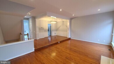 47682 Sandbank Square in Sterling, VA - Building Photo - Building Photo