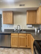 1196 E 6600 S in Murray, UT - Foto de edificio - Building Photo