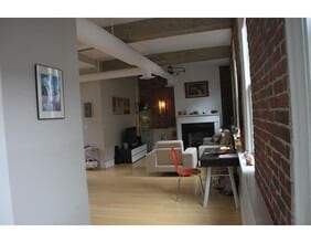 48 Inman St, Unit B in Cambridge, MA - Building Photo - Building Photo