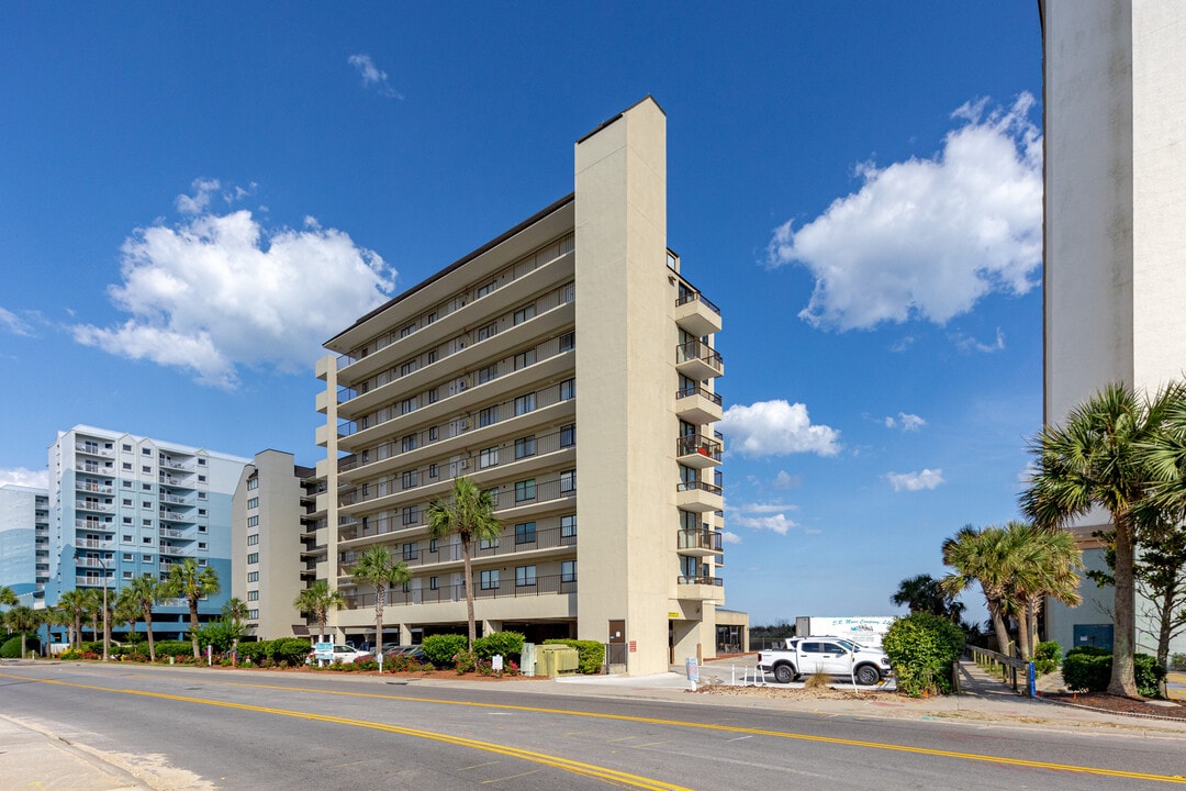 Sea Winds Condominiums in North Myrtle Beach, SC - Building Photo