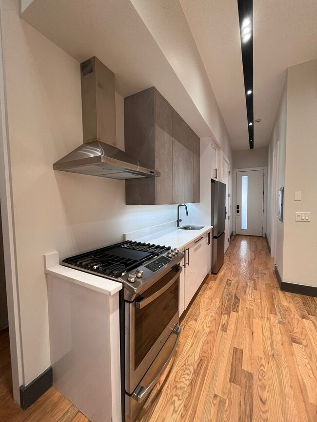 604 Palisade Ave, Unit 1