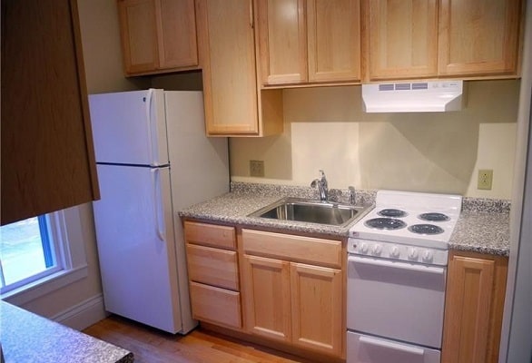 91 Mill Street, Unit #2 in Orono, ME - Foto de edificio - Building Photo