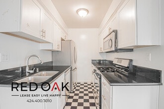 1221 Amherst Ave in Los Angeles, CA - Building Photo - Building Photo