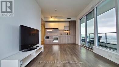 950-3950 Portage Pkwy in Vaughan, ON - Building Photo - Building Photo