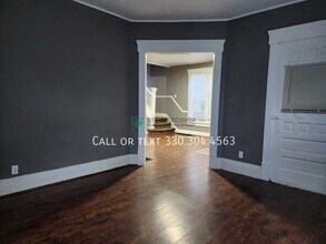 145 Rhodes Ave in Akron, OH - Building Photo - Building Photo