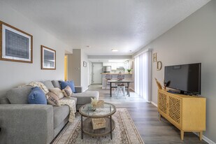 The Hill in Norfolk, NE - Building Photo