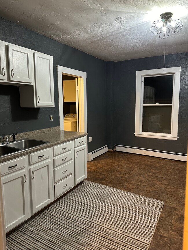58 Cascade Flt in Gorham, NH - Building Photo - Building Photo