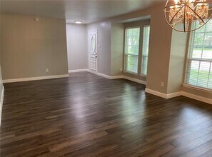 10301 Briar Forest Dr in Houston, TX - Building Photo - Building Photo