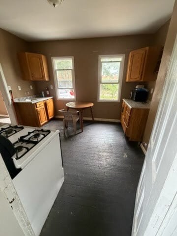 property at 1633 E 49th St