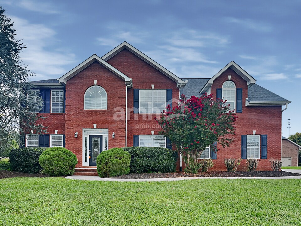 6121 Fresh Garden Dr in Knoxville, TN - Building Photo