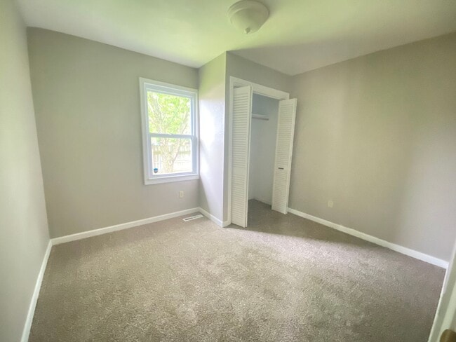 property at 1052 E Scott St