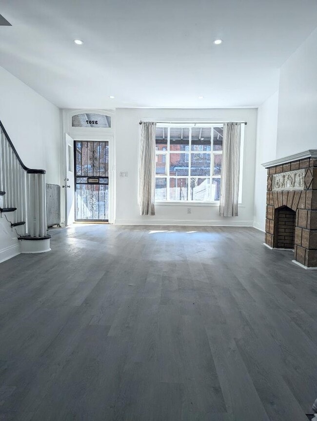 3207 Clifford St in Philadelphia, PA - Building Photo - Building Photo
