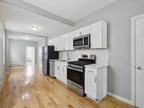 71 Clarke Ave in Jersey City, NJ - Building Photo - Building Photo