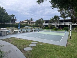 2151 NE 42nd Ct in Lighthouse Point, FL - Building Photo - Building Photo