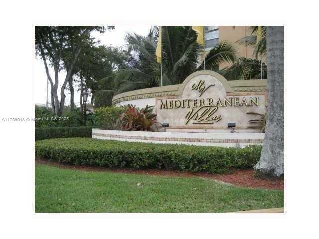 6292 NW 186th St in Hialeah, FL - Building Photo