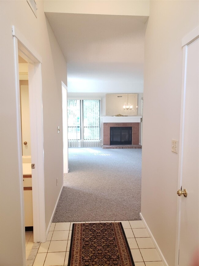 512 Heritage Hills in Somers, NY - Building Photo - Building Photo
