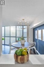 1230 Marlborough Ct in Oakville, ON - Building Photo - Building Photo