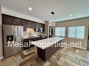 8147 Grove Ave in Rancho Cucamonga, CA - Building Photo - Building Photo