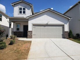 94 Wynn Wy in Pendergrass, GA - Building Photo