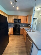 6750 Pine Crest Trail S in Cottage Grove, MN - Building Photo - Building Photo