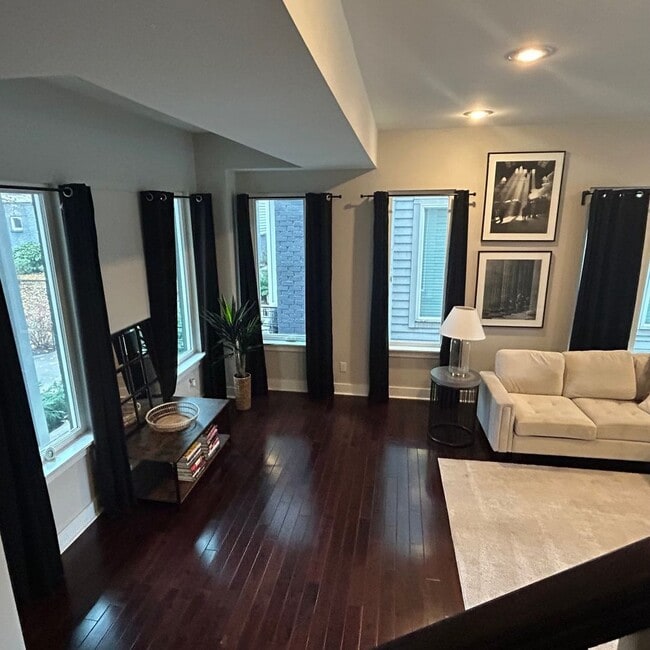 1240 2nd Ave S in Nashville, TN - Building Photo - Building Photo