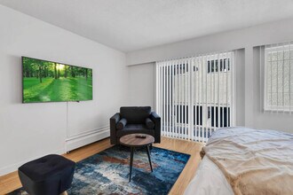 1550 W 11th Ave in Vancouver, BC - Building Photo - Building Photo