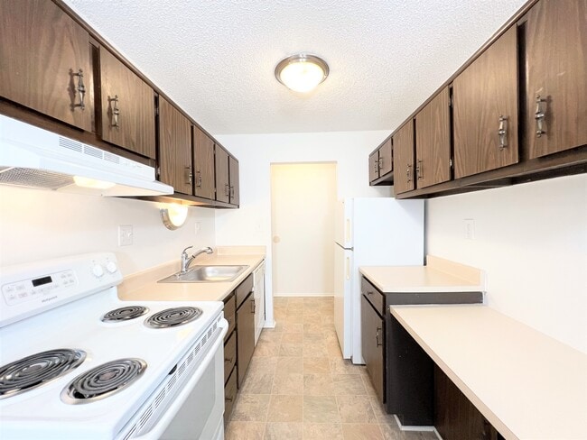 Waterview Farms Apartments