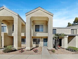 7801 N 44th Dr in Glendale, AZ - Building Photo